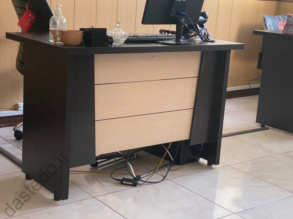 میز کارمندی کارن