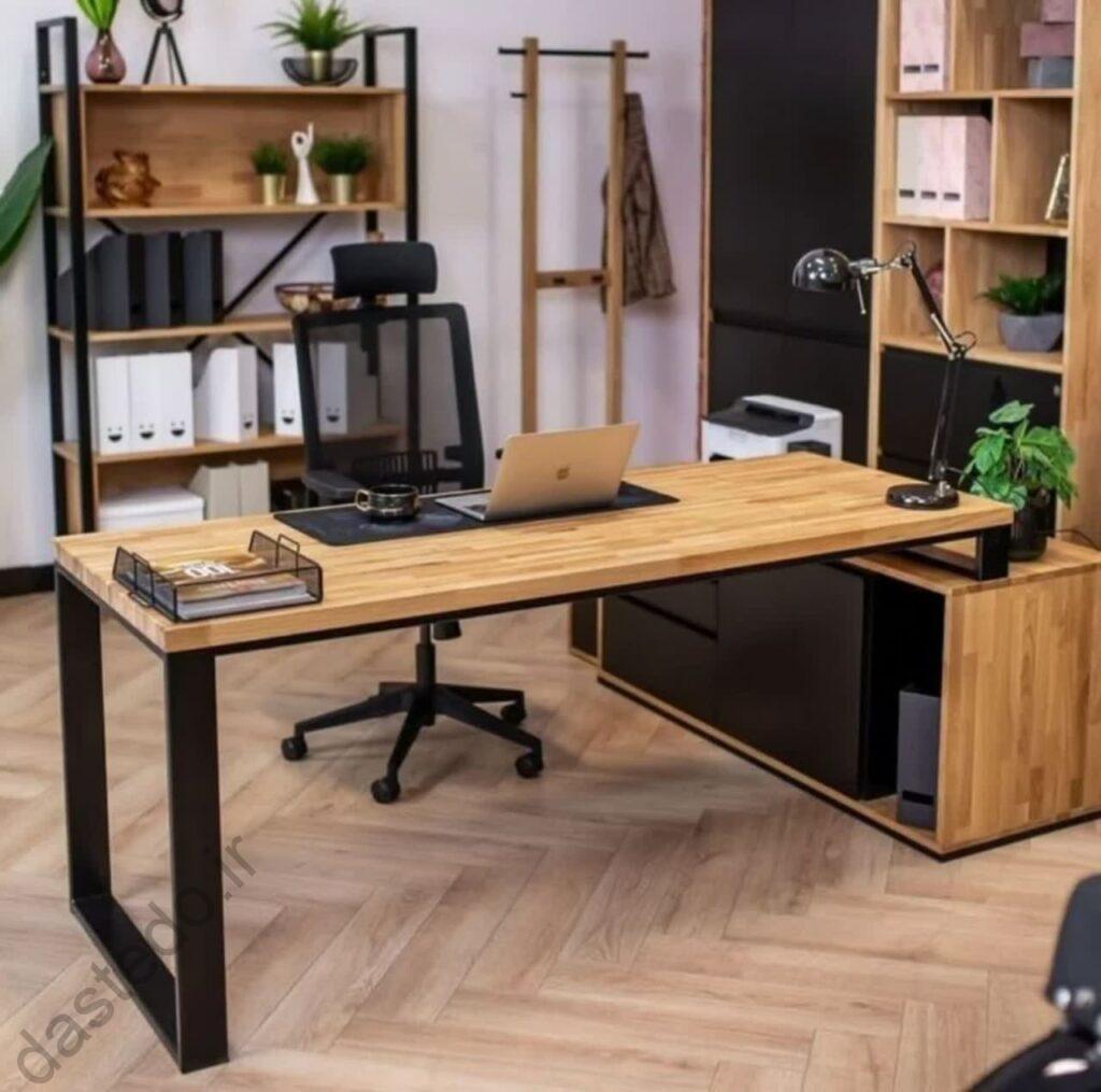 پایه فلزی