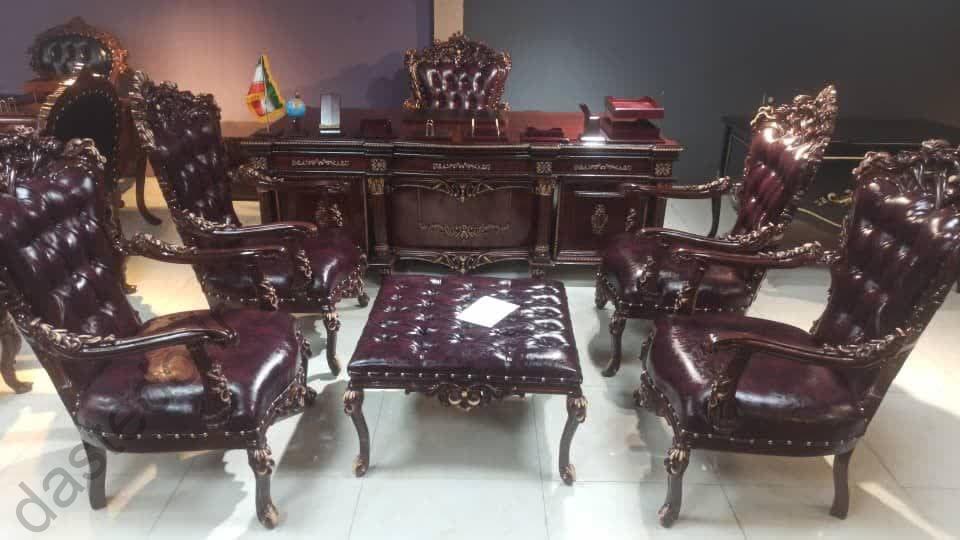 میز مدیریت مصری
