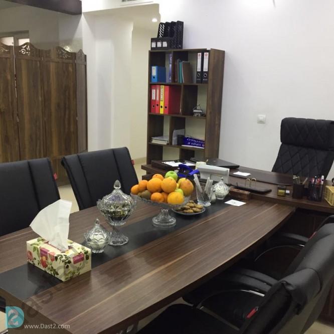 میز اداری مدیریت کنفرانس پویا خط دار