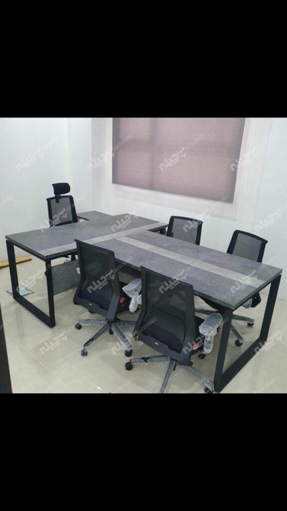 میز کنفرانس