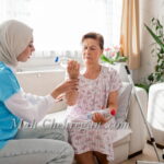 مراقب بیمار شبانه روزی در منزل