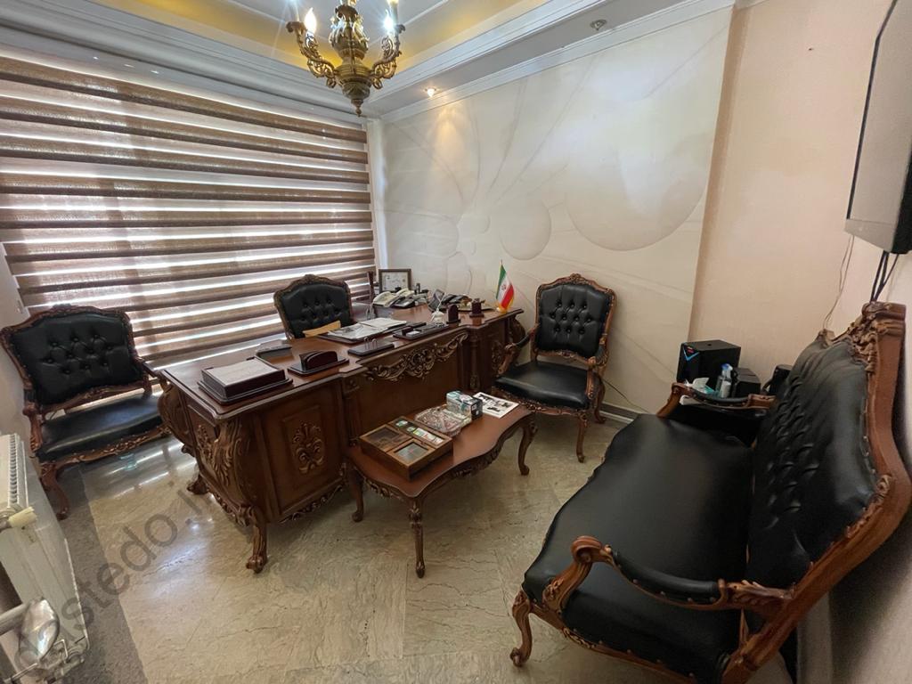 میز مدیریت آمریکایی